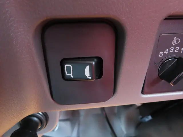 三菱 キャンター 2RG-FBA60(2WD)の写真16