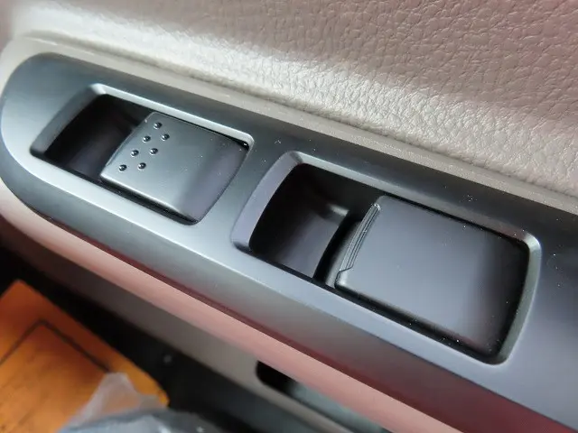 三菱 キャンター 2RG-FBA60(2WD)の写真19