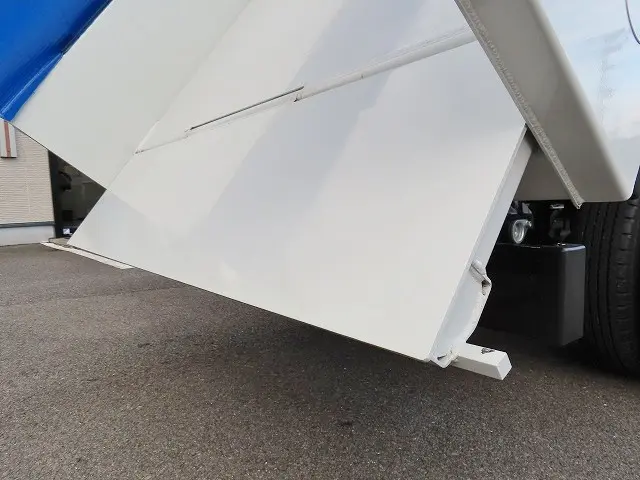 三菱 キャンター 2RG-FBA60(2WD)の写真30