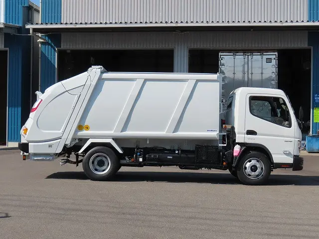 三菱 キャンター 2PG-FEB60(2WD)の写真5