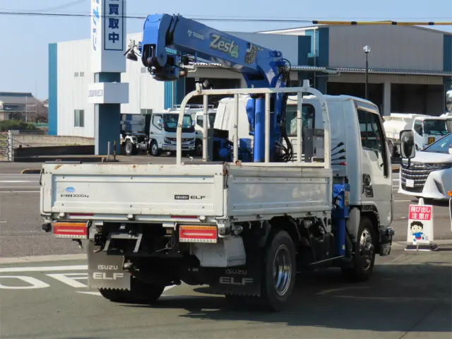 いすゞ エルフ TKG-NKR85A(2WD)の写真3