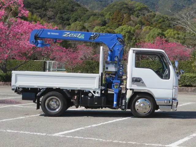 いすゞ エルフ TKG-NKR85A(2WD)の写真5