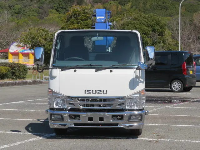 いすゞ エルフ TKG-NKR85A(2WD)の写真6