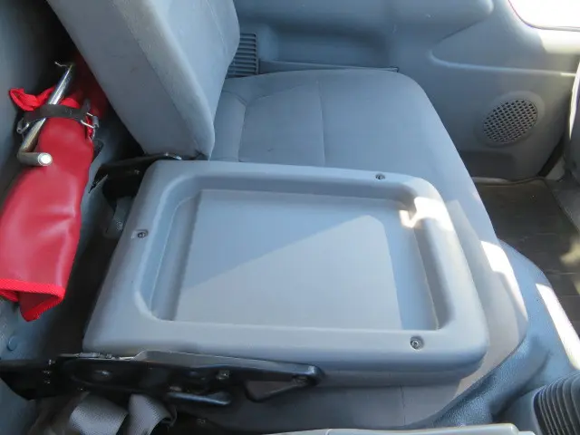 いすゞ エルフ TKG-NKR85A(2WD)の写真11