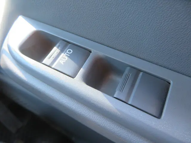 いすゞ エルフ TKG-NKR85A(2WD)の写真18