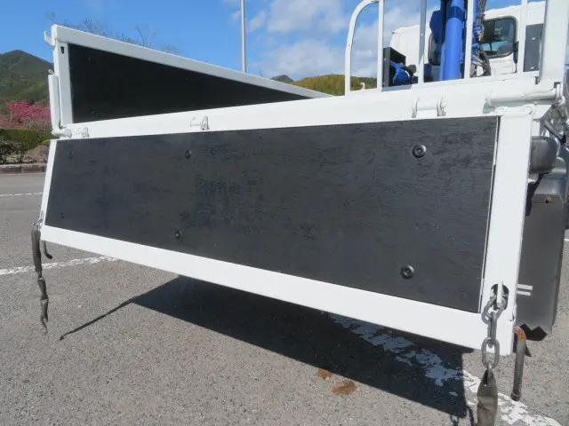 いすゞ エルフ TKG-NKR85A(2WD)の写真25