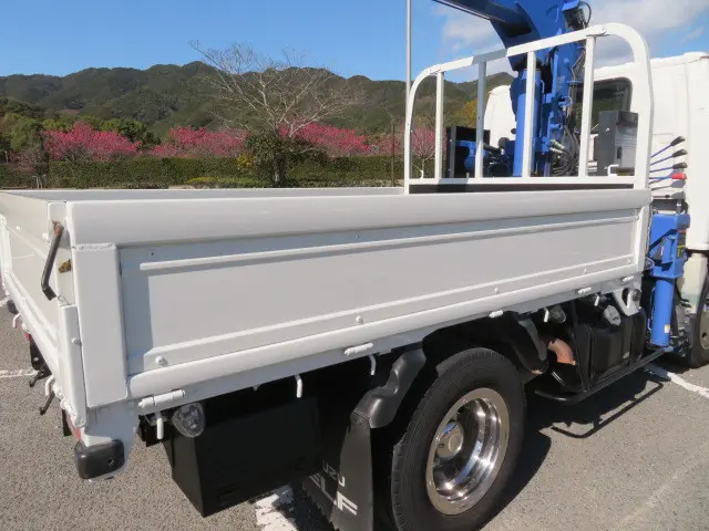 いすゞ エルフ TKG-NKR85A(2WD)の写真27