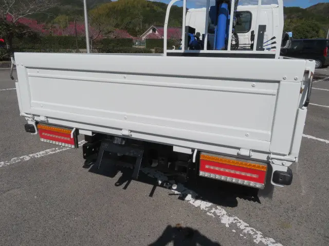 いすゞ エルフ TKG-NKR85A(2WD)の写真28