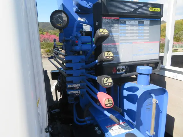 いすゞ エルフ TKG-NKR85A(2WD)の写真33