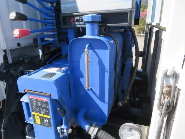 いすゞ エルフ TKG-NKR85A(2WD)の写真35