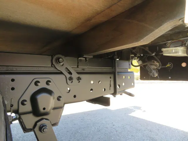 いすゞ エルフ TKG-NKR85A(2WD)の写真41