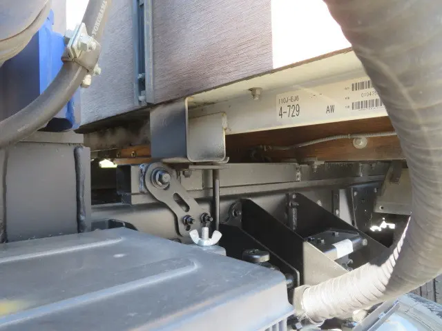 いすゞ エルフ TKG-NKR85A(2WD)の写真42