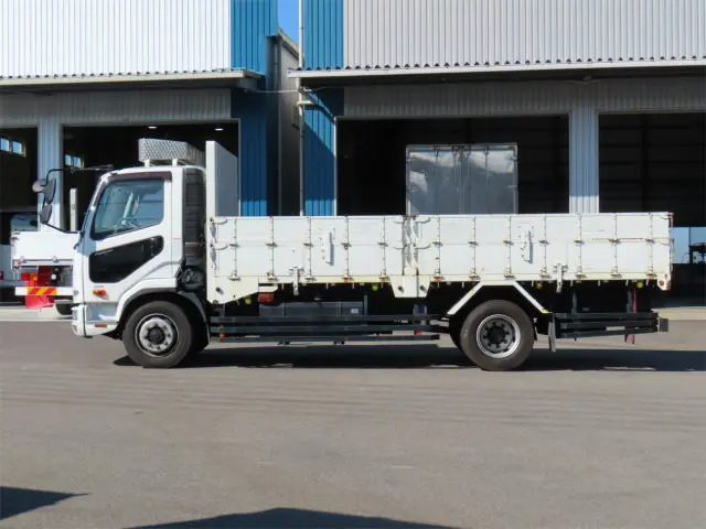 三菱 ファイター QKG-FK72FZ(2WD)の写真4