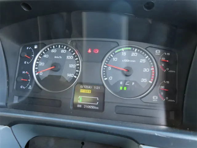 三菱 ファイター QKG-FK72FZ(2WD)の写真13