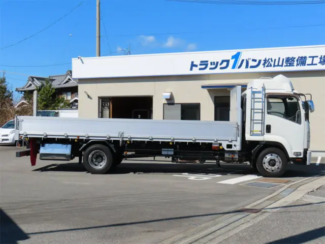 いすゞ フォワード 2RG-FTR90U2(2WD)の写真5