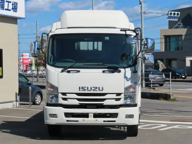 いすゞ フォワード 2RG-FTR90U2(2WD)の写真6