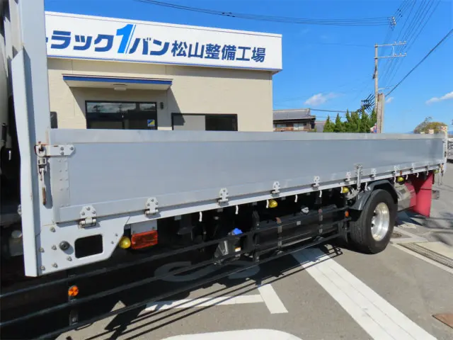 いすゞ フォワード 2RG-FTR90U2(2WD)の写真35