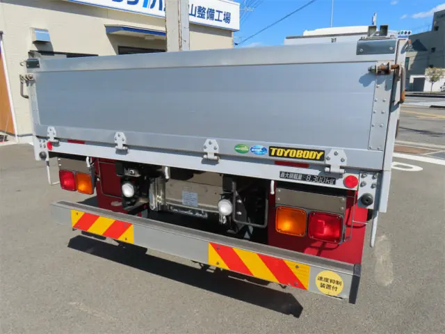 いすゞ フォワード 2RG-FTR90U2(2WD)の写真37