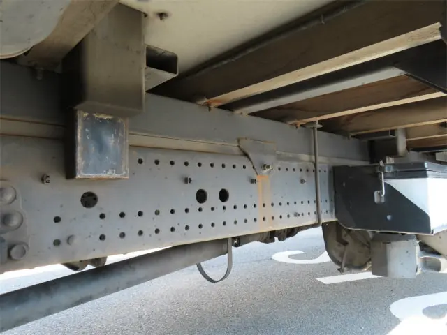 いすゞ フォワード 2RG-FTR90U2(2WD)の写真44