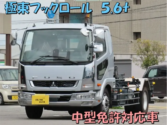 三菱 ファイター 2KG-FK62FY(2WD)の写真1