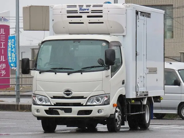 日野 デュトロ 2RG-XZC605M(2WD)の写真2