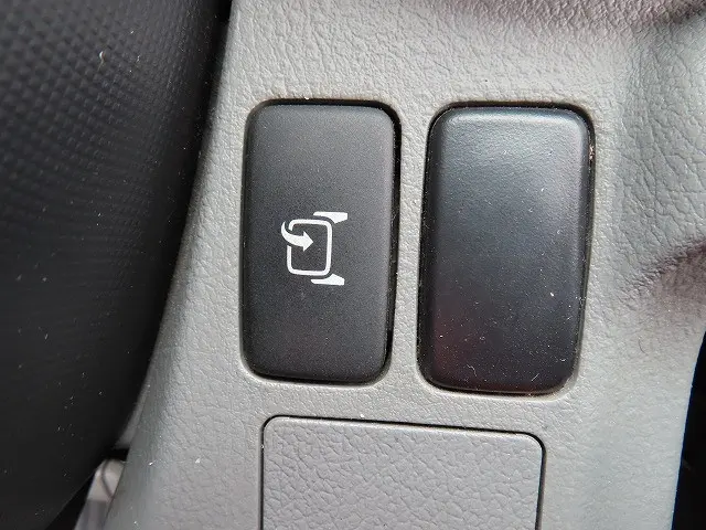 日野 デュトロ 2RG-XZC605M(2WD)の写真18