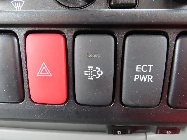 日野 デュトロ 2RG-XZC605M(2WD)の写真18