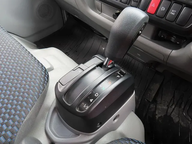 日野 デュトロ 2RG-XZC605M(2WD)の写真20