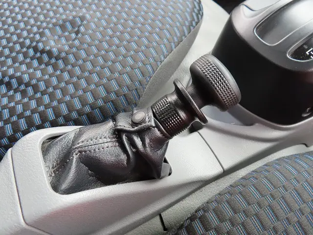 日野 デュトロ 2RG-XZC605M(2WD)の写真21