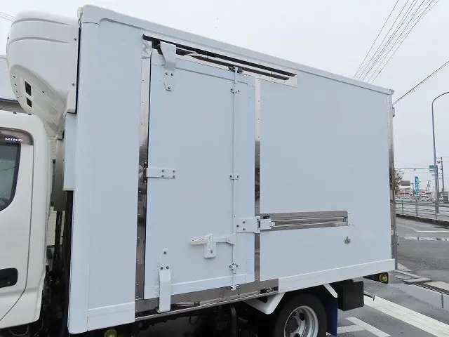 日野 デュトロ 2RG-XZC605M(2WD)の写真34