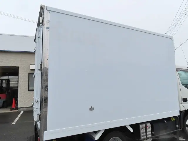 日野 デュトロ 2RG-XZC605M(2WD)の写真36