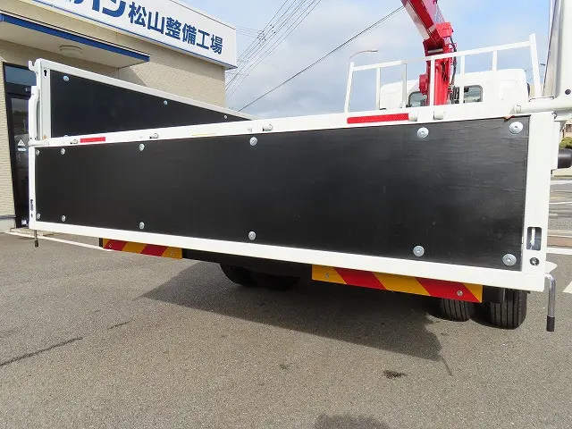 三菱 キャンター 2PG-FEB80(2WD)の写真27