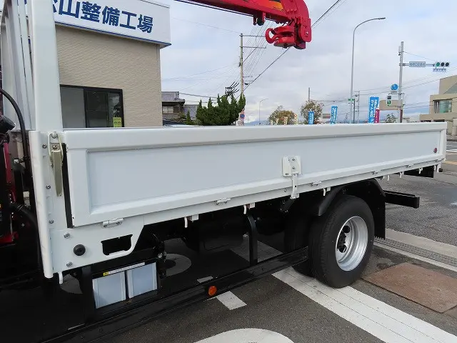三菱 キャンター 2PG-FEB80(2WD)の写真28