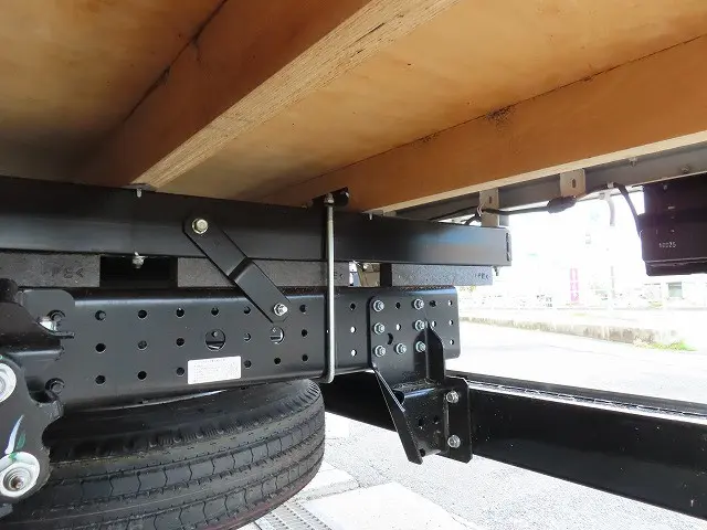 三菱 キャンター 2PG-FEB80(2WD)の写真43