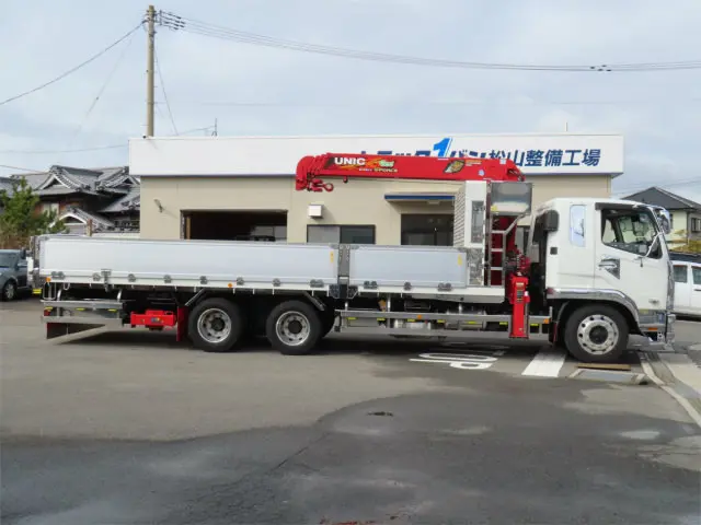 三菱 ファイター 2DG-FQ62F(6x4)の写真4