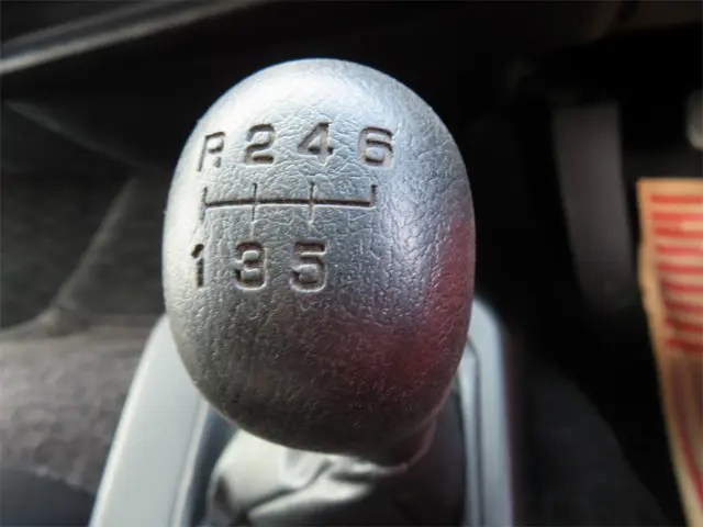 三菱 ファイター 2DG-FQ62F(6x4)の写真19