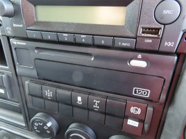 三菱 ファイター 2DG-FQ62F(6x4)の写真22