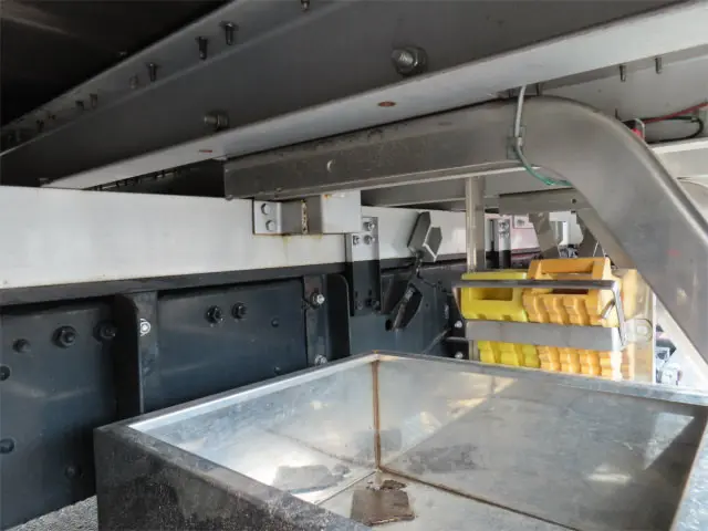 三菱 ファイター 2DG-FQ62F(6x4)の写真45