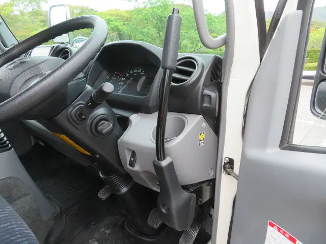 トヨタ ダイナ 2KG-XZC675D(4WD)の写真22