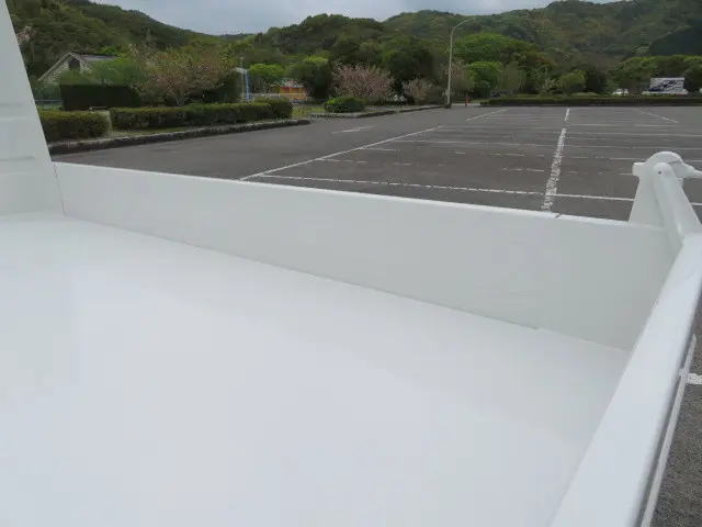 トヨタ ダイナ 2KG-XZC675D(4WD)の写真30