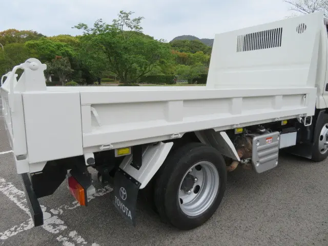 トヨタ ダイナ 2KG-XZC675D(4WD)の写真34