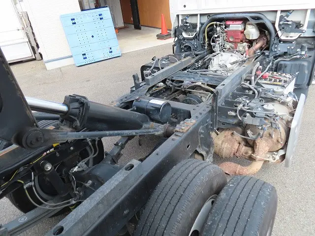 トヨタ ダイナ 2KG-XZC675D(4WD)の写真46