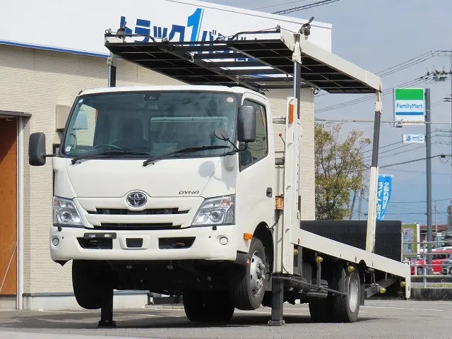 トヨタ ダイナ 2KG-XZU720(2WD)の写真2