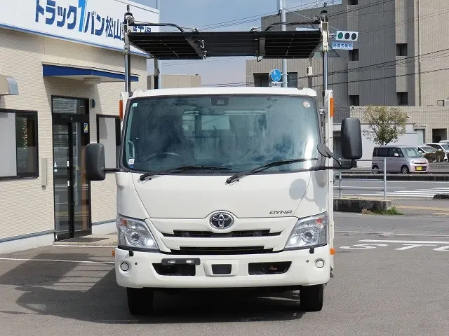 トヨタ ダイナ 2KG-XZU720(2WD)の写真6
