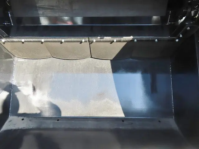 三菱 キャンター 2RG-FEAV0(2WD)の写真29