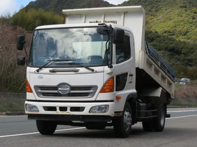 日野 レンジャー TKG-FC9JCAP(2WD)の写真1