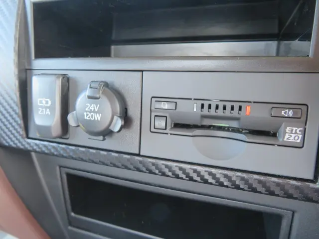 日野 レンジャー 2PG-FC2ABA(2WD)の写真20
