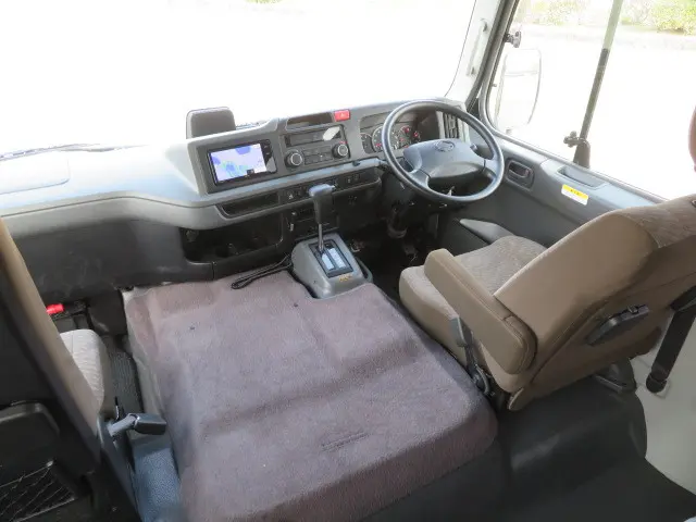 日野 リエッセ SKG-XZB70M(2WD)の写真10