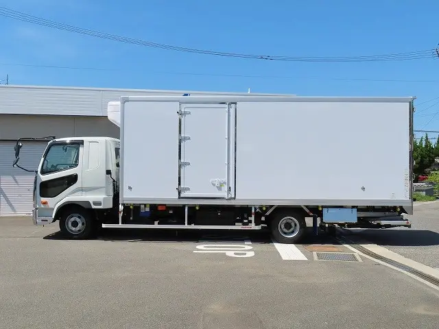 三菱 ファイター 2KG-FK65F(2WD)の写真3