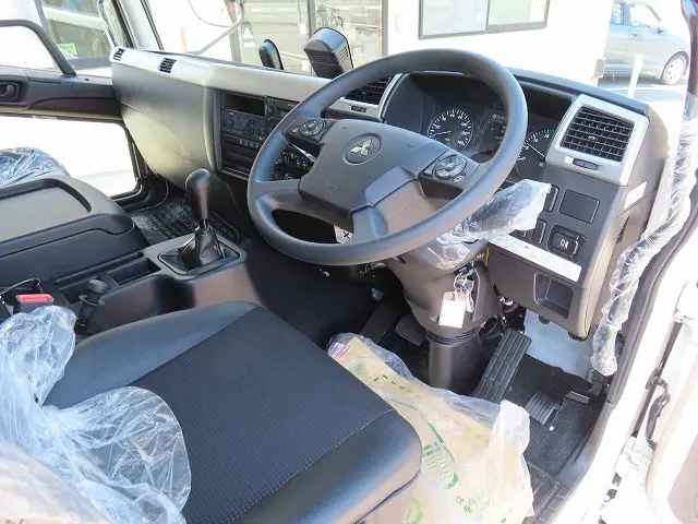 三菱 ファイター 2KG-FK65F(2WD)の写真7